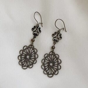 VTG Silver Metal Oval Medallion Earrings